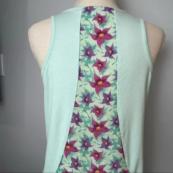 Disney The mermaid life is Sweet Graphic Tank Top Solid Blue & Purple floral M - Picture 10 of 12